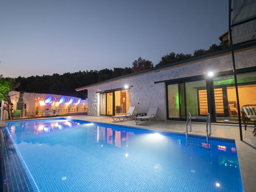  gece  -  Kasım
  | Kalkan İslamlar Balayı Villası (2 Kişilik, Jakuzili Kapalı Havuz, Doğa Manzaralı)